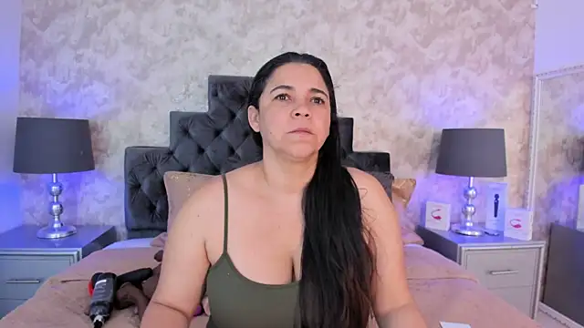 elizabeth coleman online show from June 19, 8:45 pm