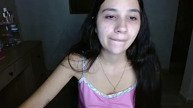 mia  lopez  online show from July 10, 4:24 am