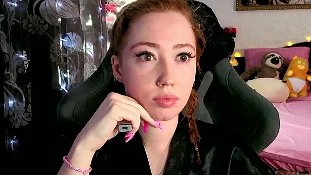 TinaBrook online show from March 2, 4:45 am