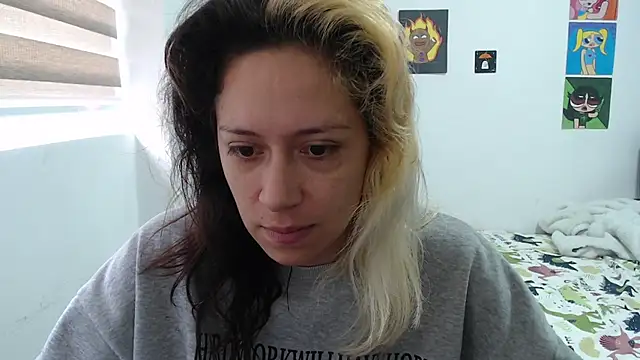 MommyMiaWs online show from October 13, 1:58 pm