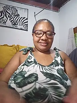 YELLOW BONE online show from June 24, 9:03 pm