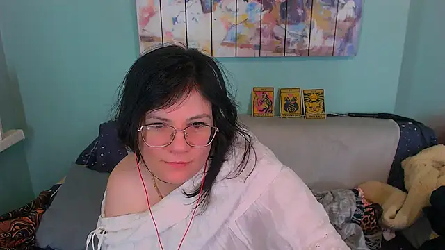 EverlyRays online show from February 20, 6:26 am