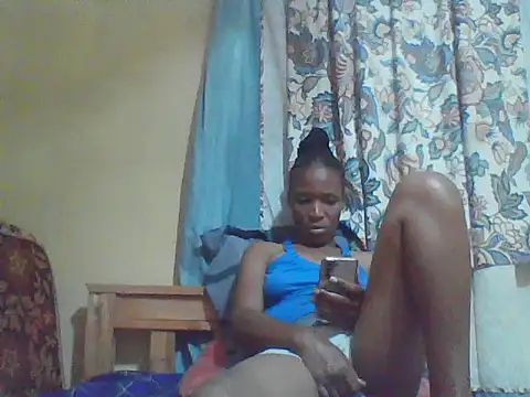 Smillie prety online show from June 18, 8:27 am