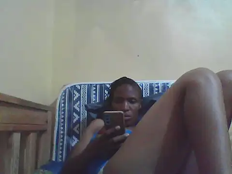 Smillie prety online show from May 4, 12:31 pm