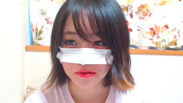 liliyRiSAcha-n online show from October 20, 7:33 am