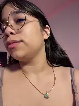 tati reyess online show from June 16, 11:44 am