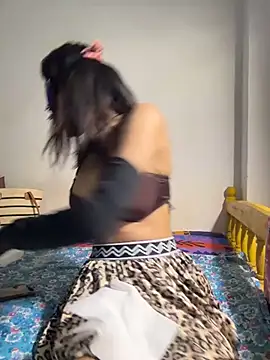 ValiantWhiskey online show from February 12, 3:19 am