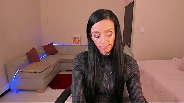 Kristen Garner online show from June 12, 8:28 pm