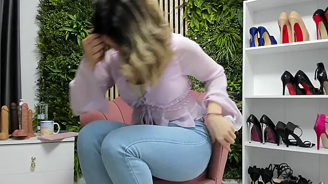 sweetcherry30 online show from March 19, 7:13 am