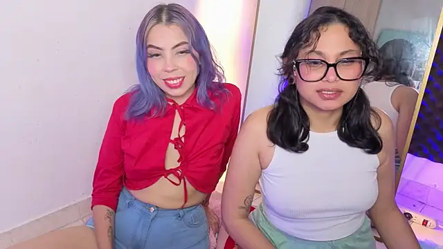 Cuteprincess21 online show from June 7, 7:04 am