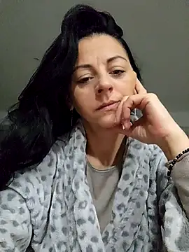 bruneta sexy23 online show from January 7, 4:49 am