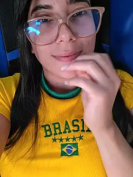 Rafaelayamazaki online show from June 17, 2:18 pm