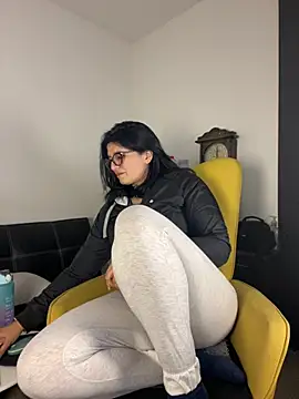 adriana71 online show from July 6, 4:29 am