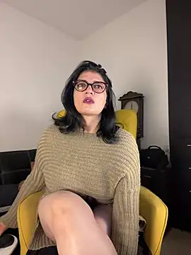 adriana71 online show from June 25, 3:28 am
