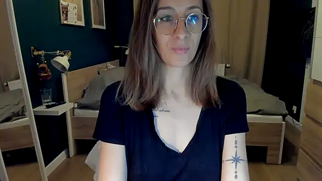DesireMore90 online show from April 28, 10:46 pm