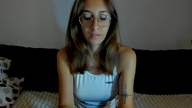 DesireMore90 online show from July 28, 9:25 pm