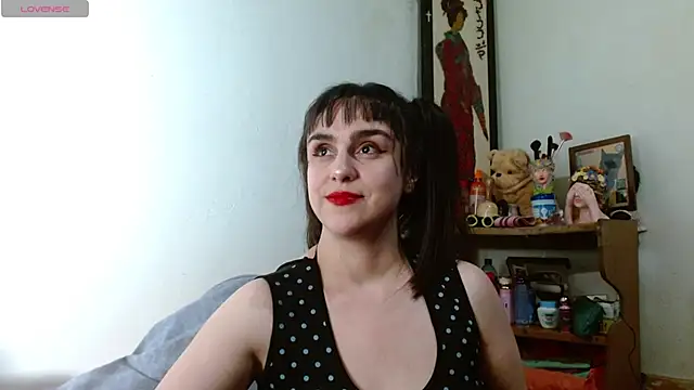 Snapshot of collette_beaufoy_ chatting on October 19, 10:23 pm collette beaufoy online show from October 19, 10:23 pm
