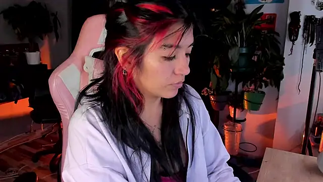 annie walker6 online show from February 7, 3:43 am