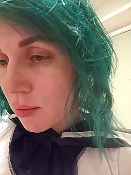 Linda Gregory online show from March 16, 1:30 am