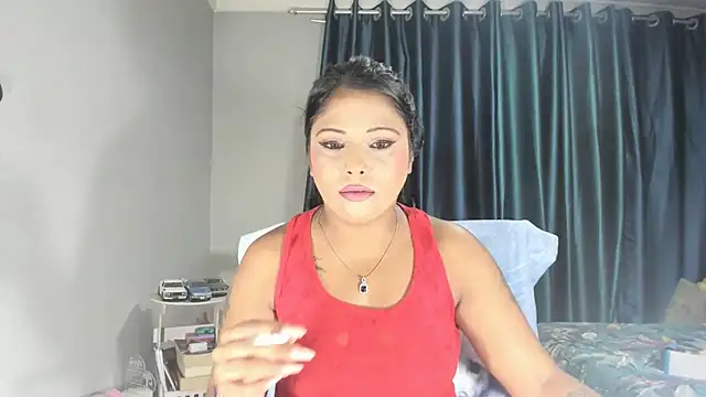 Snapshot of IndianBibix chatting on October 10, 4:01 pm IndianBibix online show from October 10, 4:01 pm