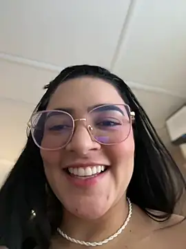 Lia flowers online show from March 26, 10:11 pm