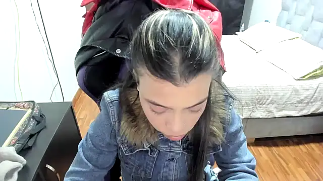 LuisaReyes 2911 online show from January 18, 2:52 am