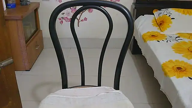 esita 1212 online show from February 14, 2:13 am