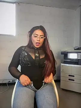 silvia lane online show from August 6, 9:33 pm