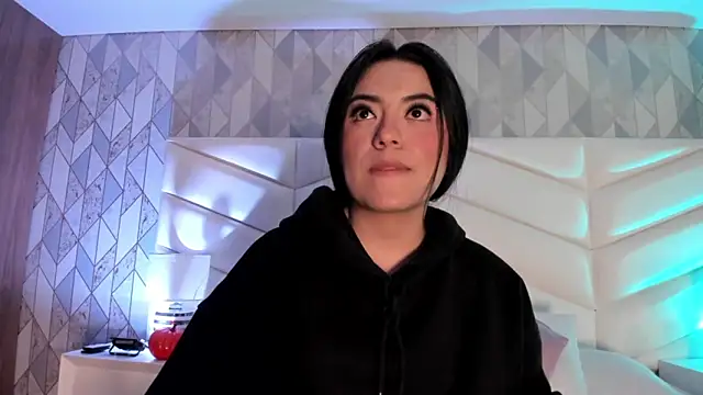 Rebeca jones online show from October 24, 1:18 pm