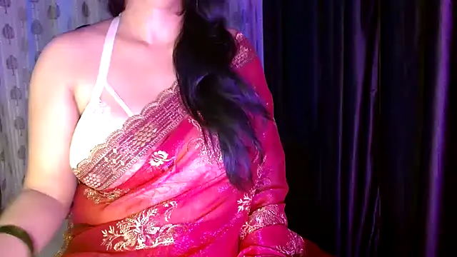 janifer001 online show from November 19, 11:05 pm