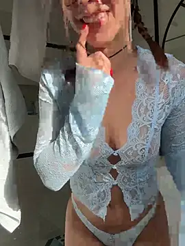 21sweetSunny online show from February 13, 9:11 am