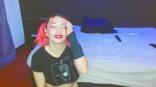 ASTRIDBULM online show from October 17, 7:39 pm