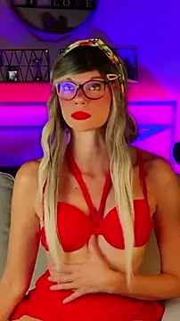Kittychatte online show from August 3, 8:03 pm