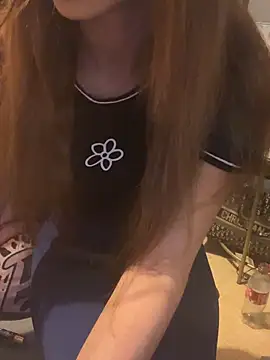 LaPetitechienne1 online show from October 19, 12:12 am