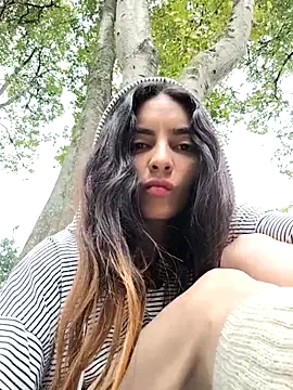 Sam Sara online show from September 8, 5:45 pm