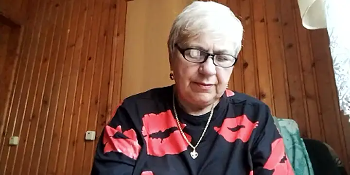 SweetCherry27 online show from June 22, 3:25 am