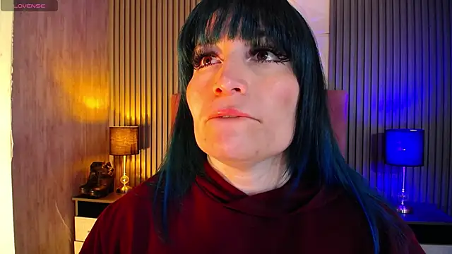 alicia moom online show from May 2, 9:29 pm