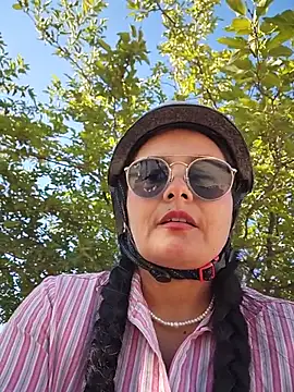 bellapaty online show from July 27, 7:27 am