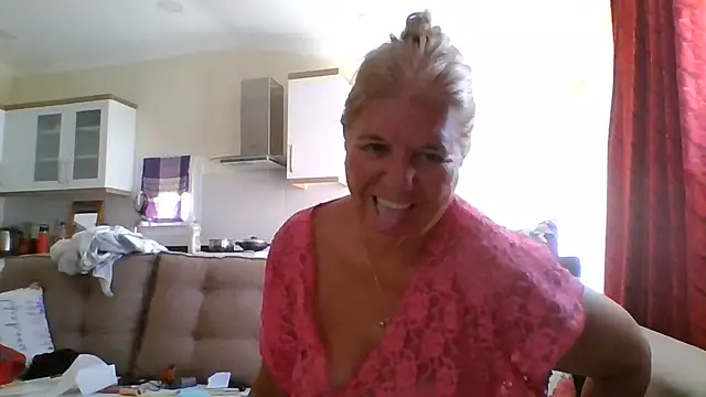 TrustfulVampire1 online show from July 10, 4:35 am