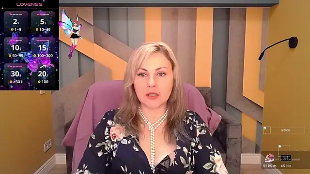 Candy Long online show from October 27, 6:31 am