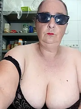 eroticjessitop online show from June 14, 4:29 pm