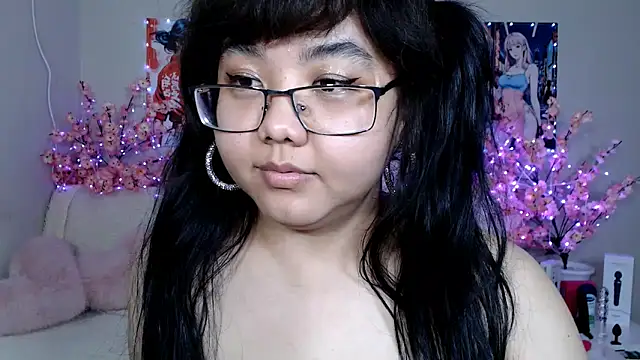 Moertomlly online show from April 27, 1:52 pm