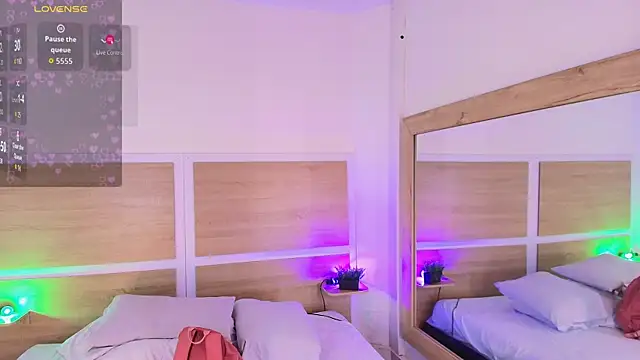  nickypurple  online show from February 16, 7:03 pm