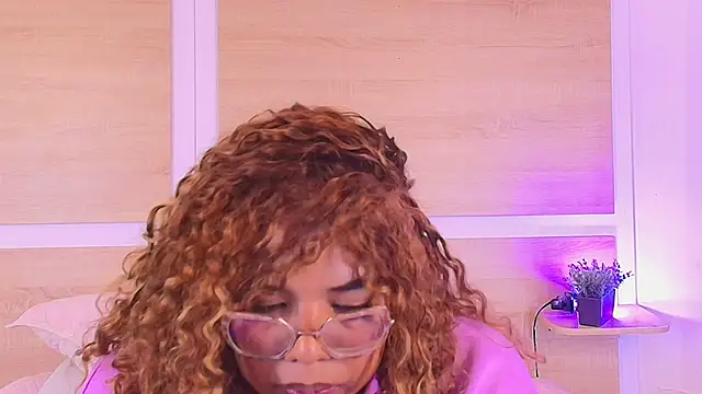 nickypurple  online show from May 4, 5:50 pm