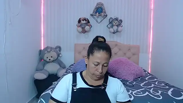 mature martina online show from July 29, 9:48 pm