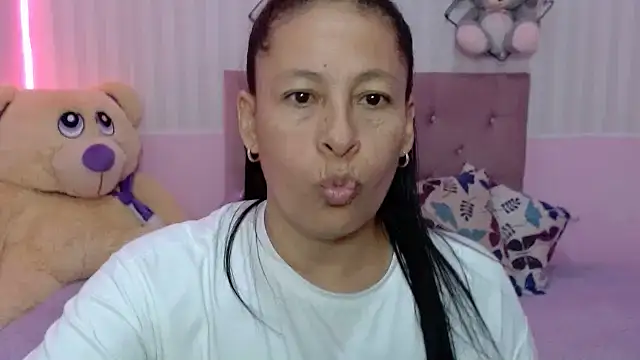 mature martina online show from November 21, 5:59 pm