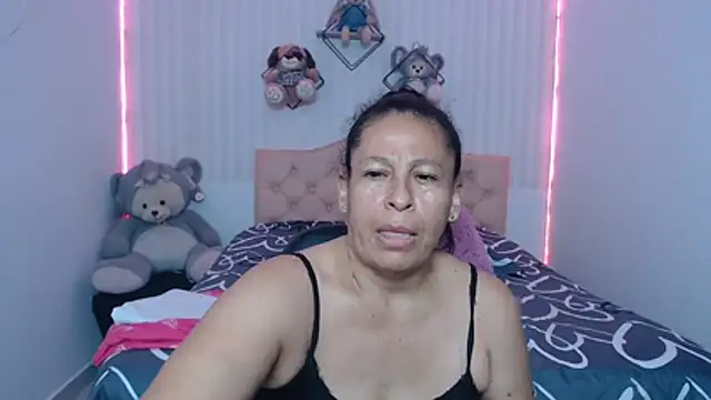 mature martina online show from July 26, 5:59 am