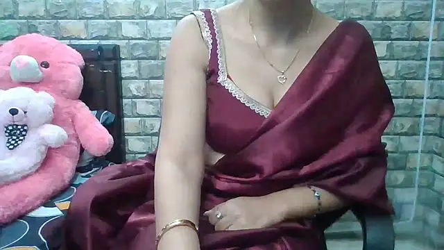 Sexy iknoor online show from November 20, 5:30 am