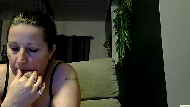 feline27 online show from March 14, 10:11 pm