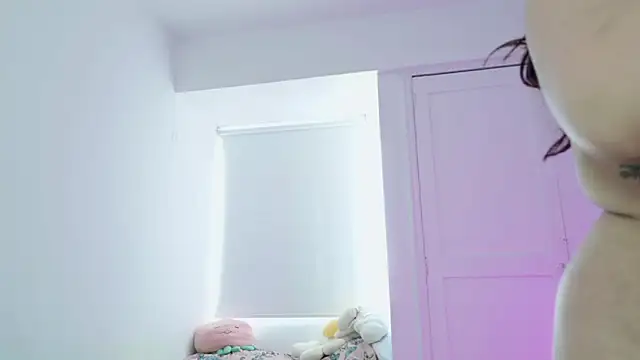 damn that booty online show from August 3, 1:28 pm